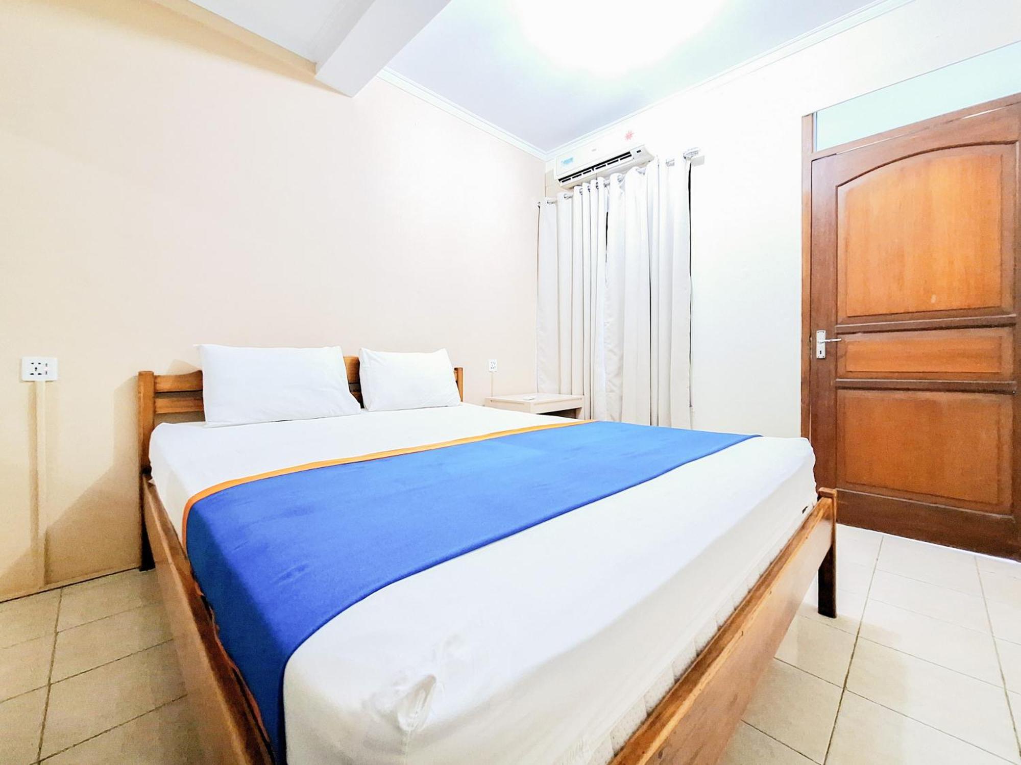 Hotel Family Syariah 1 Parangtritis Redpartner Exteriör bild