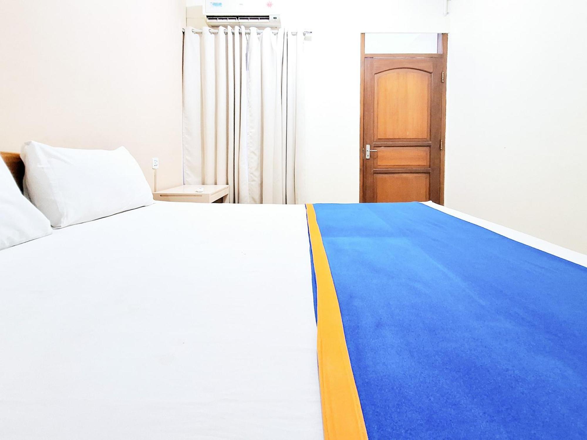 Hotel Family Syariah 1 Parangtritis Redpartner Exteriör bild